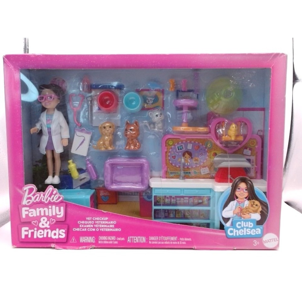 Barbie - Club Chelsea, Pet Vet Check Up Playset with Pets & Accessories, BNIB‎